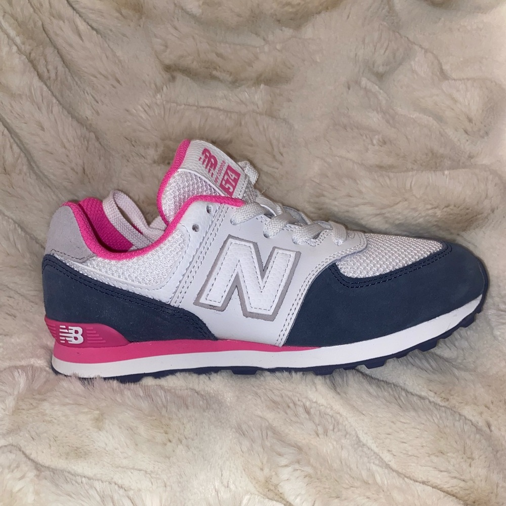 Brand New Girls New Balance